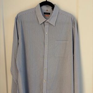 Van Heusen Traveler Blue Button Down Large Long Sleeve 16-16.5